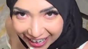 Hijabi